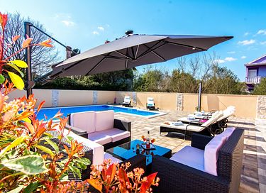 Villa de vacances (10p) avec piscine privée - 35