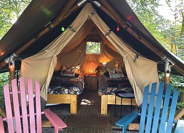 Safarizelt auf einem Öko-Campingplatz in Groningen