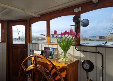 Charmante kapiteinshut op historisch schip - 6