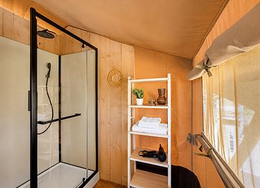 Glamping-Zelt mit Blick auf den See - 11