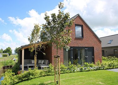 Luxury holiday home near the sea
