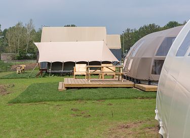 Grote glamping tent met panoramadak  - 18