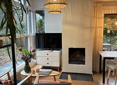 Romantic cottage in the forest with fireplace - 6