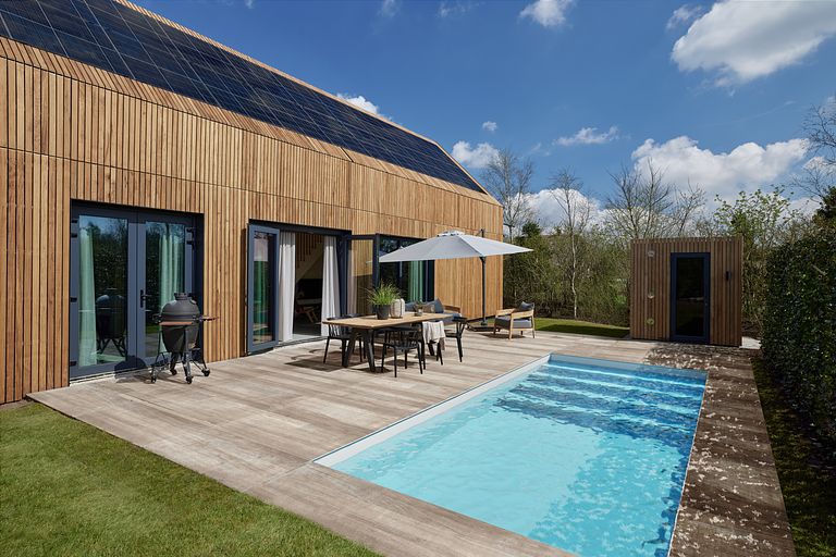 Luxury vacation villa with pool - 1
