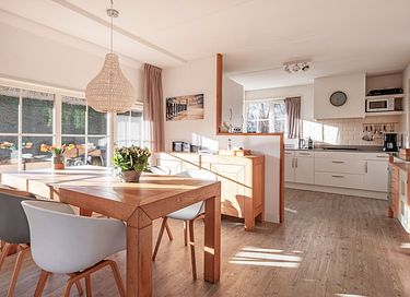 6-person vacation villa on Texel - 4
