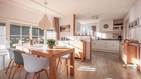 6-person vacation villa on Texel - 4