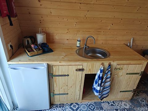 Originelle Übernachtung in einem Camping Pod - 5