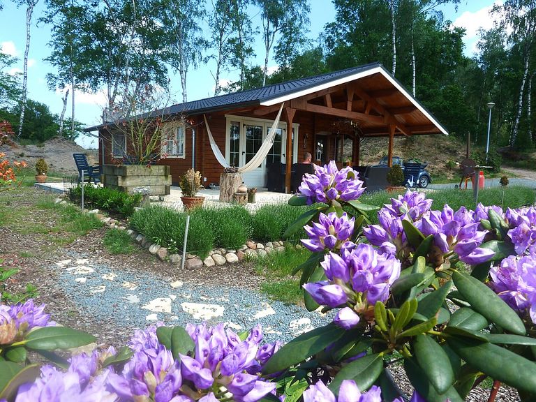 Chalet met uitzicht over een recreatiemeer - 1