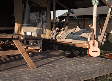 Spacious glamping tent on the coast - 3