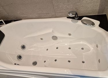 Villa met tuin en wellness aan het water - 28