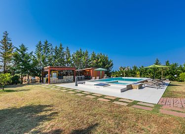 Luxe vakantiehuis met poolhouse  - 8