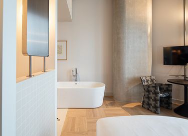 Romantische hotelkamer aan het water - 5