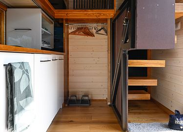 Tiny House with Private Jacuzzi  - 14