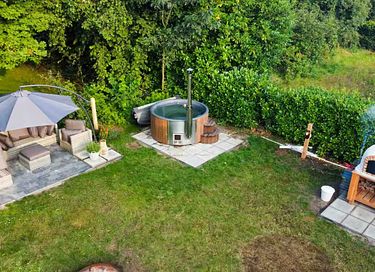 Freistehender Bungalow mit Whirlpool und Pizzaofen - 36