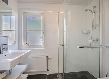 Unique holiday home by the water (4p) - 10