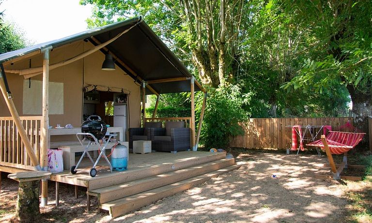 Luxe safaritent met sanitair voor 6 personen - 1