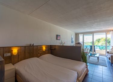 Wohnung mit Balkon an der Küste - 12