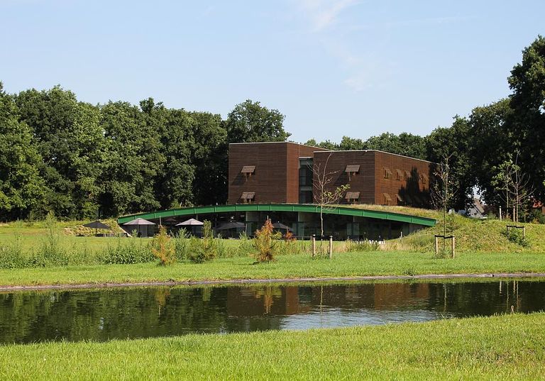 Luxe suite met bad in uniek boshotel - 1