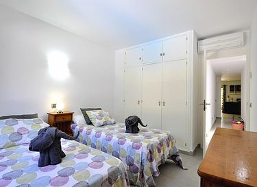 Ruim vakantiehuis met privézwembad - 16