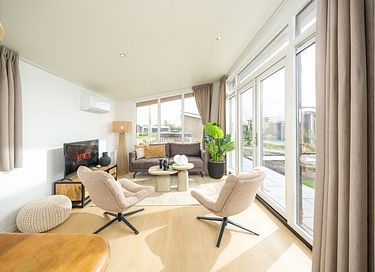 Holiday home with sauna and hot tub in Zeeland - 4