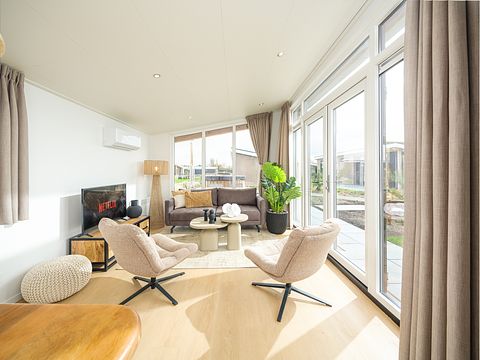 Holiday home with sauna and hot tub in Zeeland - 4