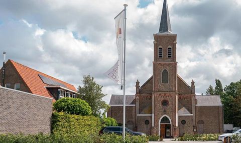 Luxe kamer in een omgebouwde kerk - 3