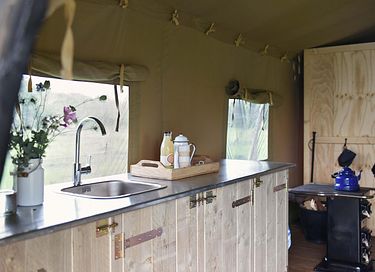 Tenthuisje met hottub op het platteland - 10