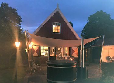 Characteristic holiday home (5p) with wellness - 3