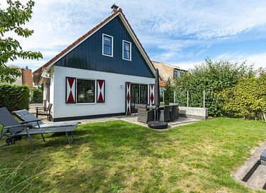 Child-friendly holiday home by the playground - 23