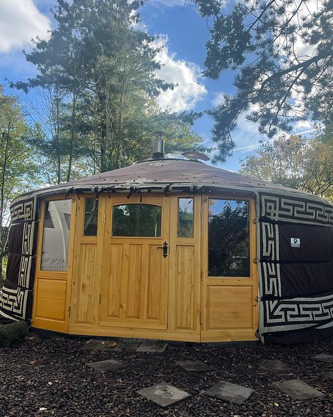 Prachtige yurt aan het water - 2
