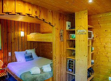 Nature Cabin with Private Hot Tub - 4