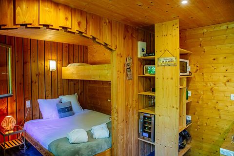 Nature Cabin with Private Hot Tub - 4