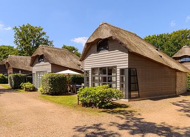Thatched holiday home near beach and sea - 23