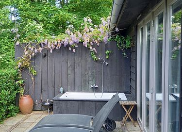Logement de vacances confortable avec piscine extérieure - 2