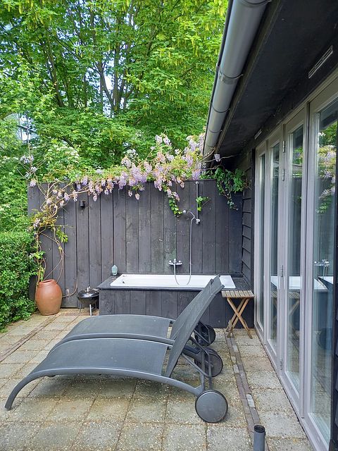 Logement de vacances confortable avec piscine extérieure - 2