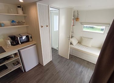  Tente de luxe avec sanitaires pour 4 personnes - 4