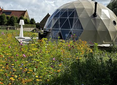 Romantische glamping Dome met privé hottub - 5