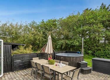 Alloggio per gruppi con piscina e giardino - 13