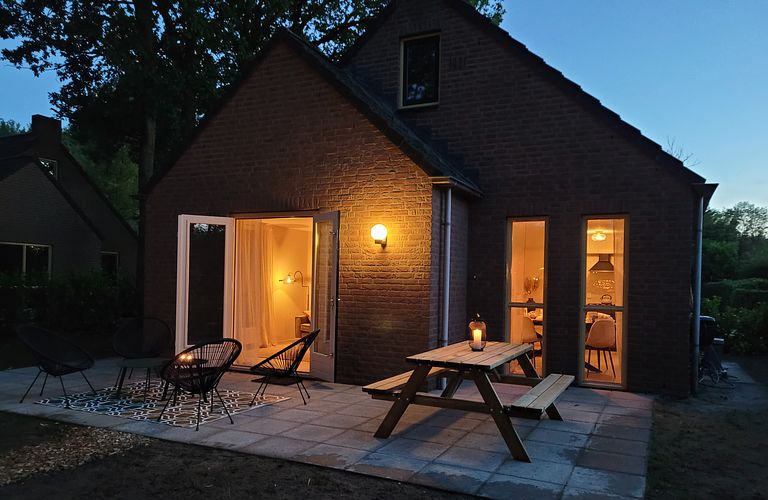 Ruim vakantiehuis met privé sauna en hottub - 1