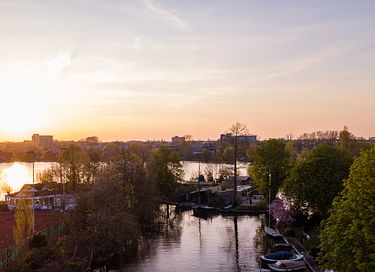 Schöne Hütte am Wasser in Rotterdam - 22