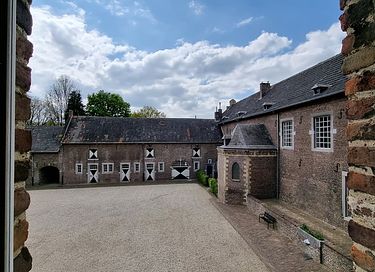 B&B in beautiful Limburg castle - 26