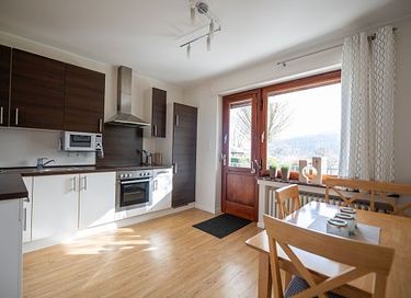 Maison de campagne spacieuse avec sauna privé et cabane de barbecue - 10