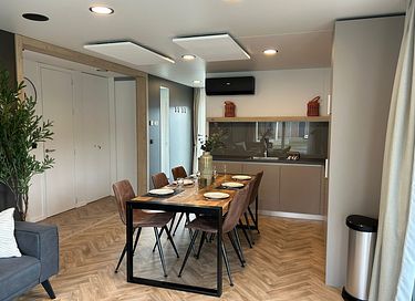 Sfeervol vakantiehuis in de bossen - 9