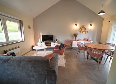 Modern wooden forest cabin in the Ardennes - 4