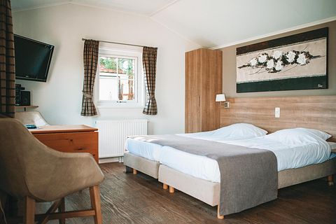 Hotel chalet in the Veluwe for 4 people - 5