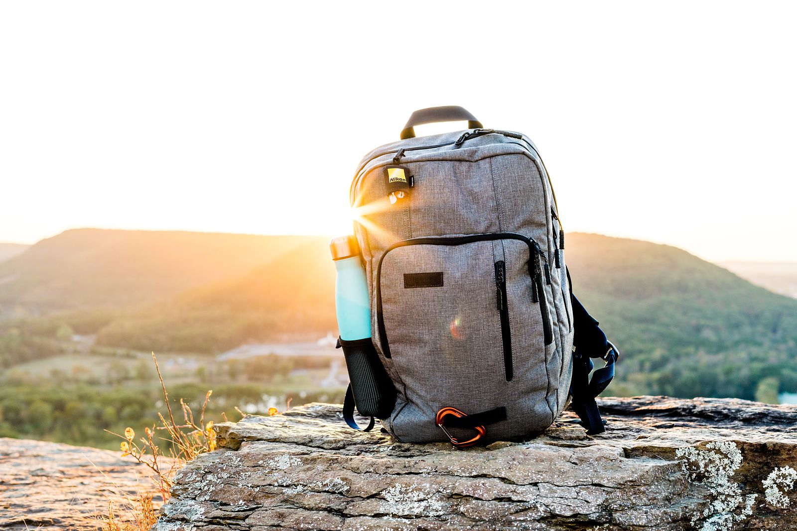 What 5 things should you take with you on holiday?