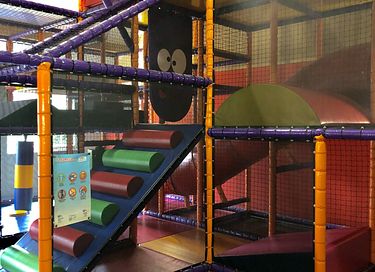 Lodge adapté aux enfants avec une grande véranda - 11