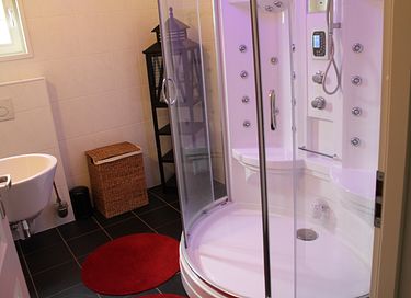 Hooiberg huisje met eigen hottub - 14