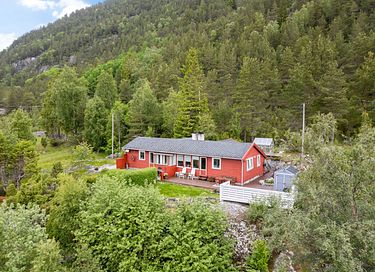 Vakantiehuis omringd door groen in Noorwegen - 3