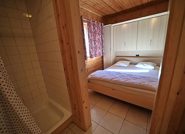 Chalet in het bos met sauna - 10
